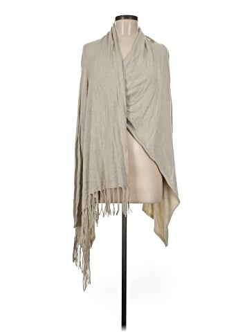 Lovestitch Poncho (view 1)