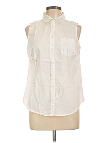 St. John's Bay Sleeveless Button-Down Shirt (view 1)