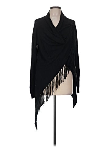 Lovestitch Poncho (view 1)