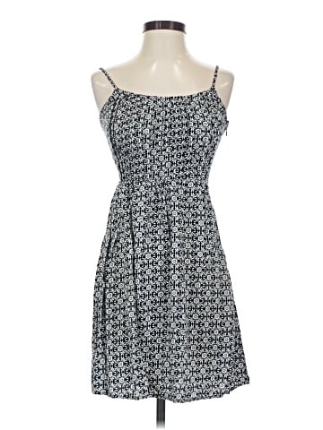 Old Navy Casual Dress (view 1)