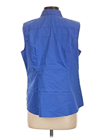 Liz Claiborne Sleeveless Button-Down Shirt (view 2)