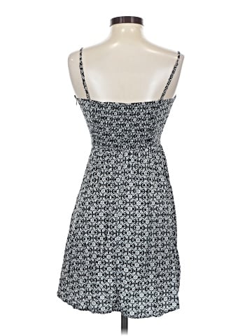 Old Navy Casual Dress (view 2)