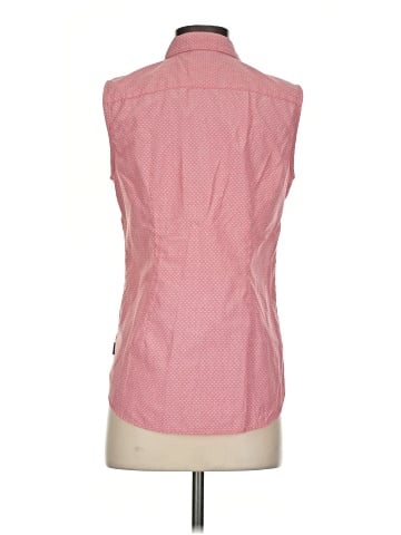 Eddie Bauer Sleeveless Button-Down Shirt (view 2)