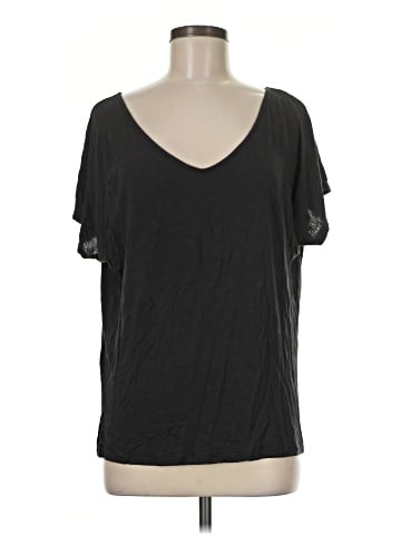 Old Navy Short Sleeve T-Shirt (view 1)