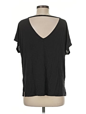 Old Navy Short Sleeve T-Shirt (view 2)
