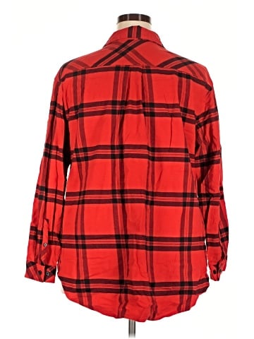 Ava & Viv Long Sleeve Button-Down Shirt (view 2)
