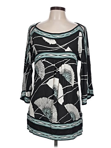 BCBGMAXAZRIA 3/4 Sleeve Top (view 1)