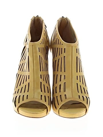 Pour La Victoire Wedges (view 2)