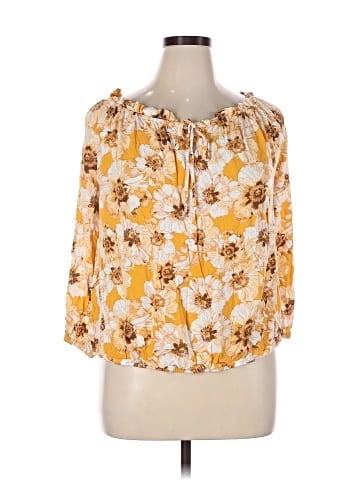 Maurices 3/4 Sleeve Blouse (view 1)