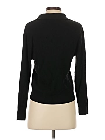 Uniqlo Turtleneck Sweater (view 2)