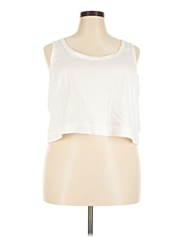 Old Navy Sleeveless T-Shirt (view 1)