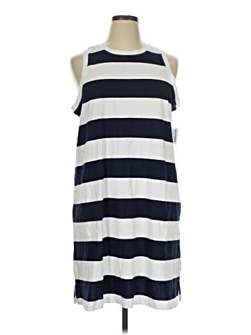 Old Navy Casual Dress (view 1)
