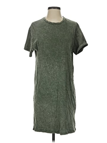 Bershka Short Sleeve T-Shirt (view 1)