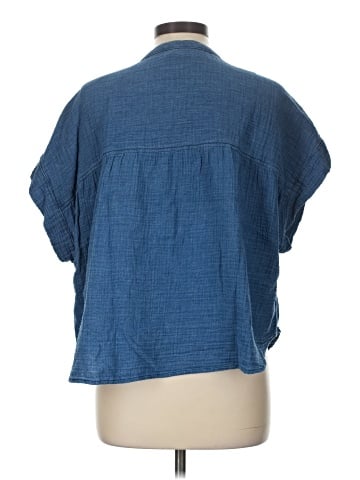 Gap Short Sleeve Blouse (view 2)