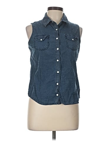 rue21 Sleeveless Button-Down Shirt (view 1)