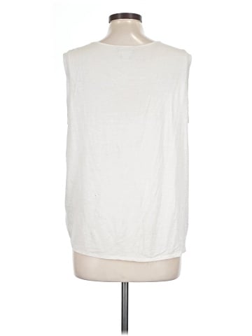 Jaclyn Smith Sleeveless T-Shirt (view 2)