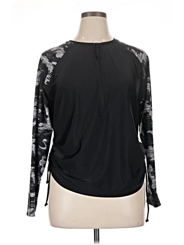 Free Country Long Sleeve Top (view 1)