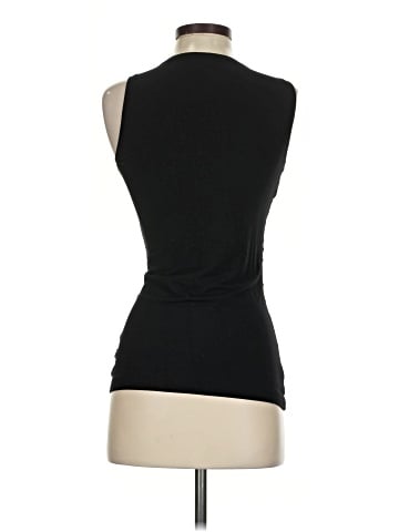 St. John Sleeveless Top (view 2)