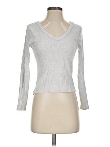 Old Navy 3/4 Sleeve T-Shirt (view 1)