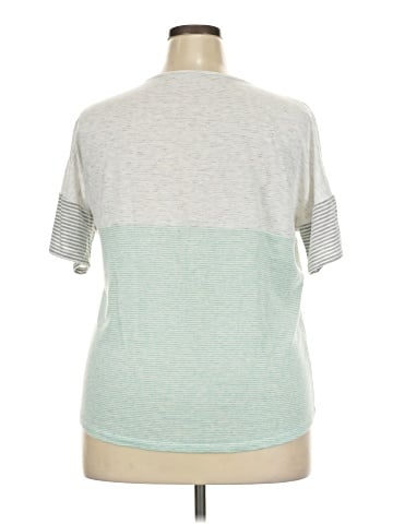 Pink Clover Short Sleeve T-Shirt (view 2)