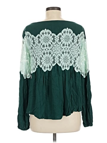 Judith March Long Sleeve T-Shirt (view 2)