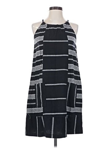 Old Navy Casual Dress (view 1)