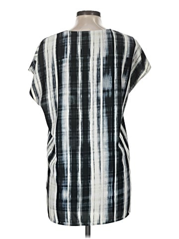 Vince. Short Sleeve Blouse (view 2)