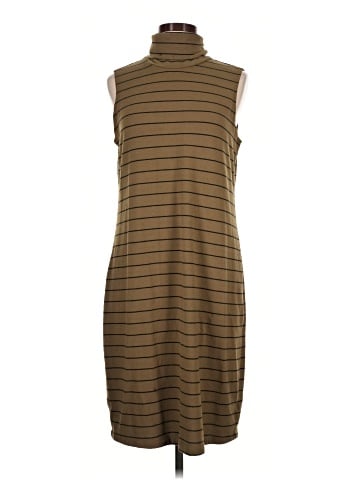Old Navy Casual Dress (view 1)