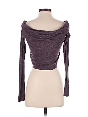 Forever 21 Long Sleeve T-Shirt (view 2)