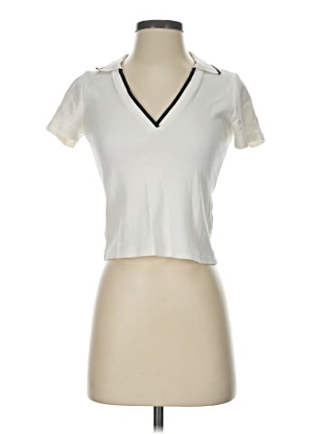 Old Navy Short Sleeve T-Shirt (view 1)