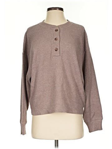Old Navy Pullover Sweater (view 1)