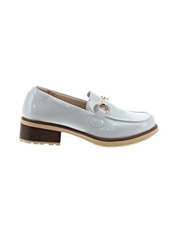 Unbranded Flats (view 1)