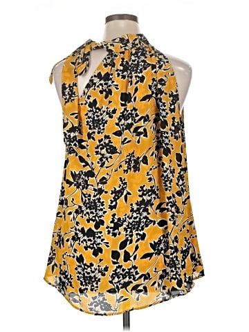 Worthington Sleeveless Blouse (view 2)