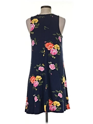 Old Navy Casual Dress (view 2)