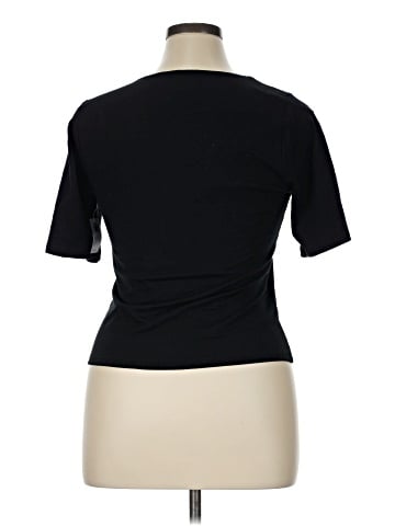 Old Navy Short Sleeve T-Shirt (view 2)