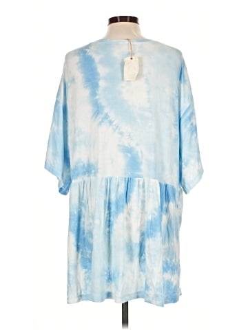 Easel 3/4 Sleeve T-Shirt (view 2)