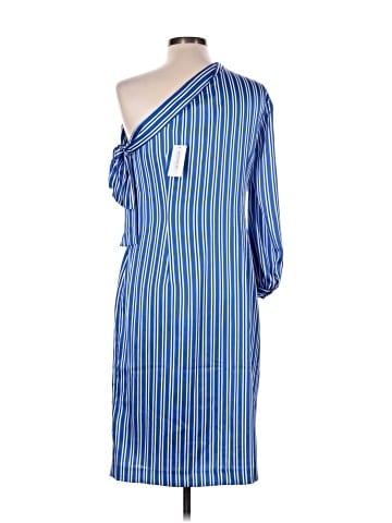 Banana Republic Casual Dress (view 2)