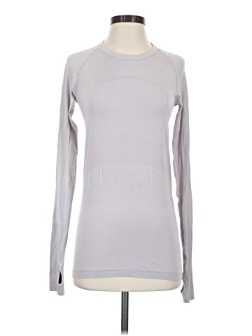 Lululemon Athletica Long Sleeve T-Shirt (view 1)