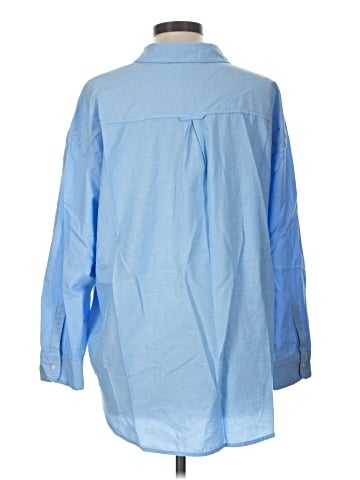 Old Navy Long Sleeve Button-Down Shirt (view 2)