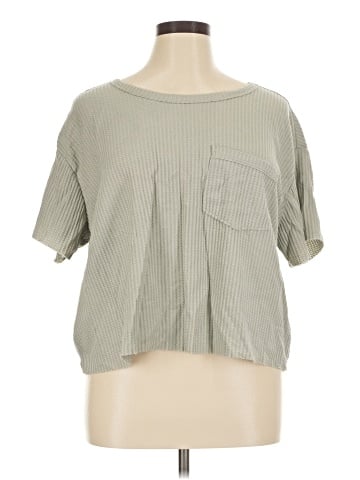 Torrid Short Sleeve T-Shirt (view 1)