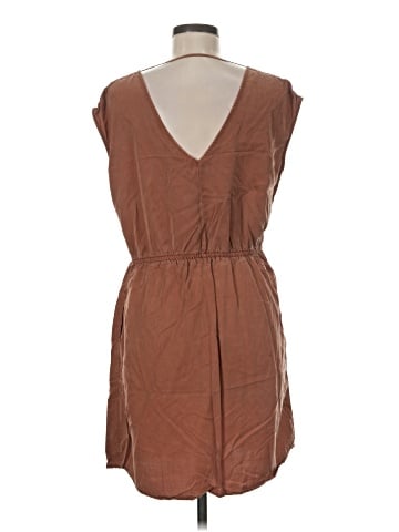 Universal Thread Casual Dress (view 2)