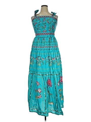 Crown & Ivy Casual Dress (view 1)