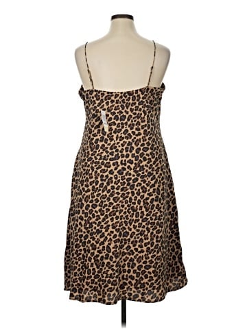 Abercrombie & Fitch Casual Dress (view 2)