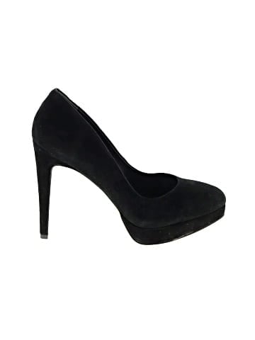 Charles by Charles David Heels (view 1)