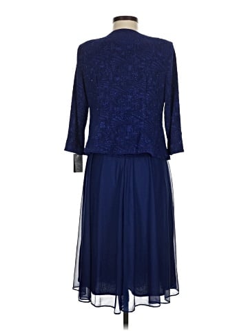 Alex Evenings Cocktail Dress (view 2)
