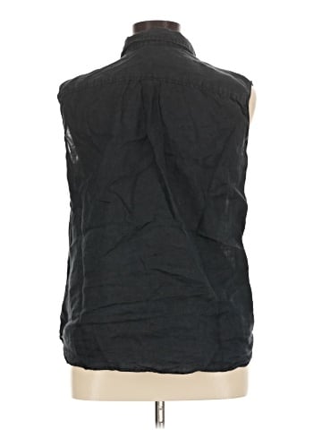 Uniqlo Sleeveless Button-Down Shirt (view 2)