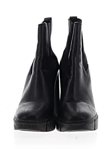 Steve Madden Ankle Boots (view 2)