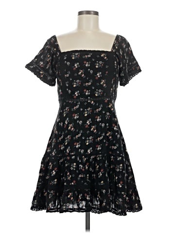 American Eagle Outfitters Casual Dress (view 1)