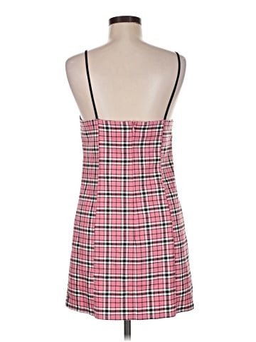 Urban Outfitters Casual Dress (view 2)