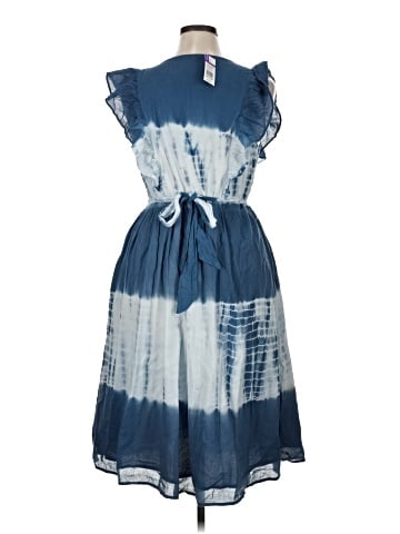 Crown & Ivy Casual Dress (view 2)
